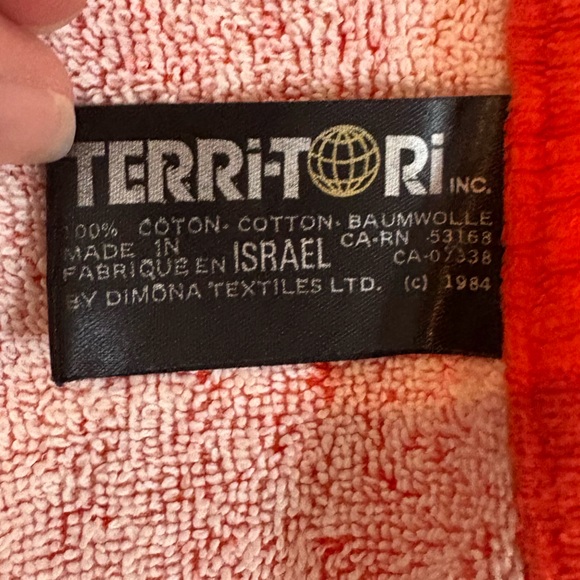 Vintage June Sobel Beach Towel Cat Exercise 57”x32” Red 80s Yoga - Picture 12 of 13